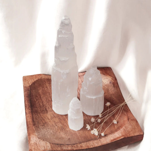 ✨Selenite – The Light of Your Soul! ✨