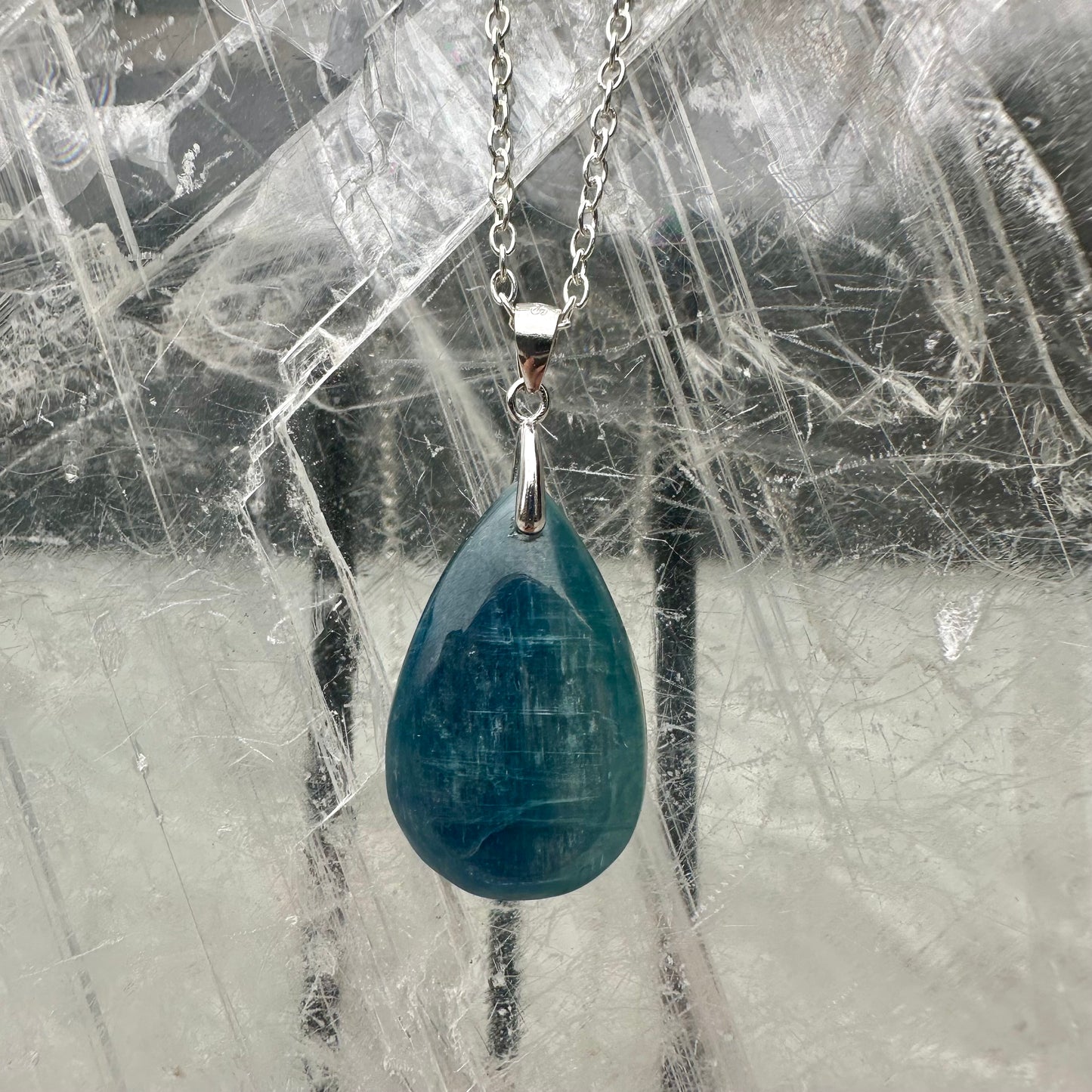 Blue kyanite Pendant