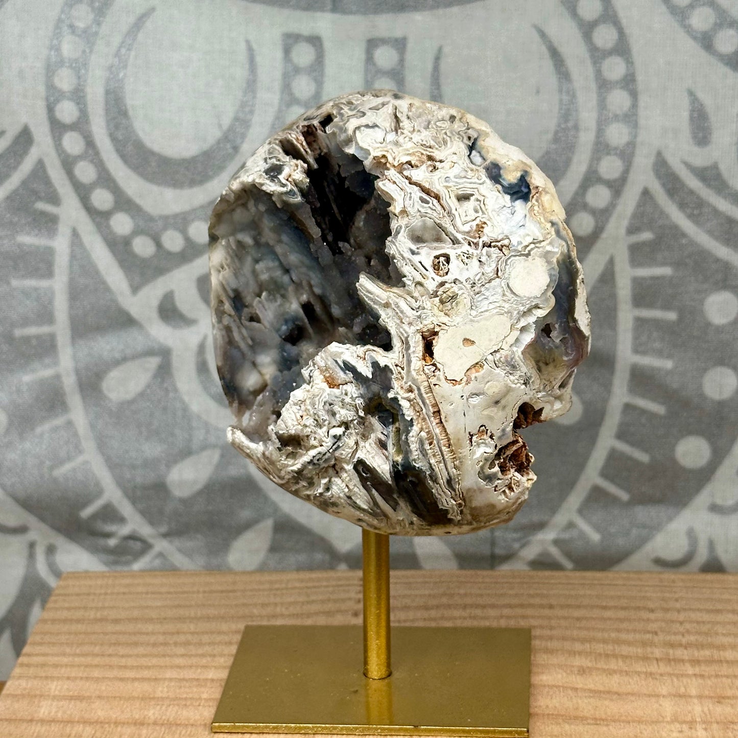 Agate Cave On Stand