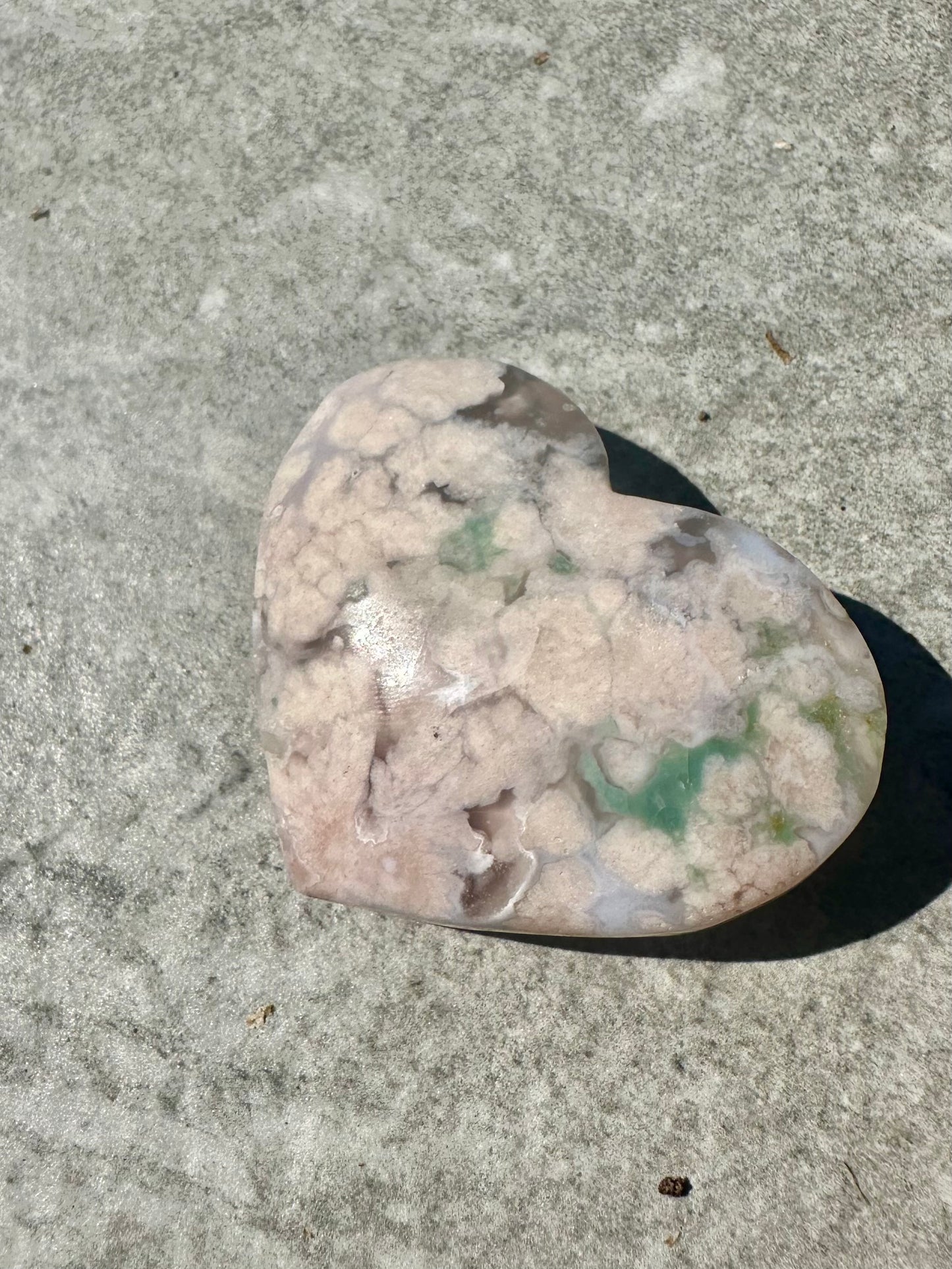 Green flower agate heart