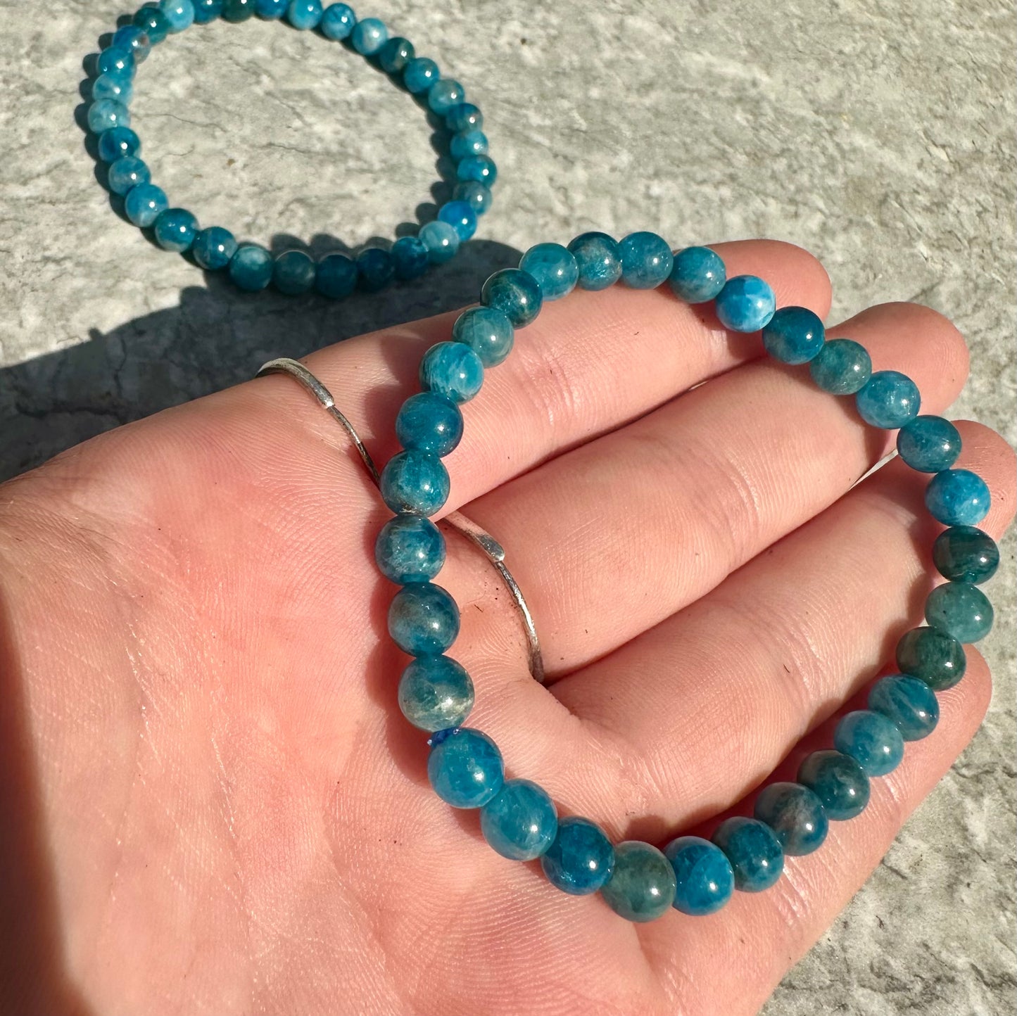 Blue apatite bracelets 6mm