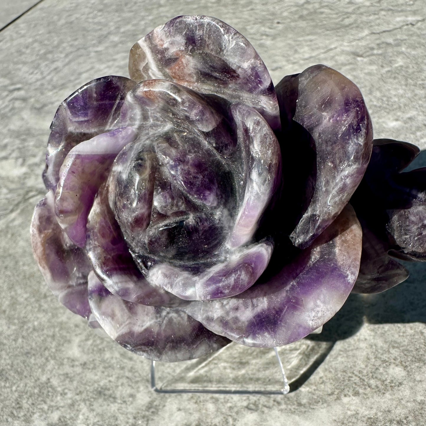 Dream Amethyst Flower Carving