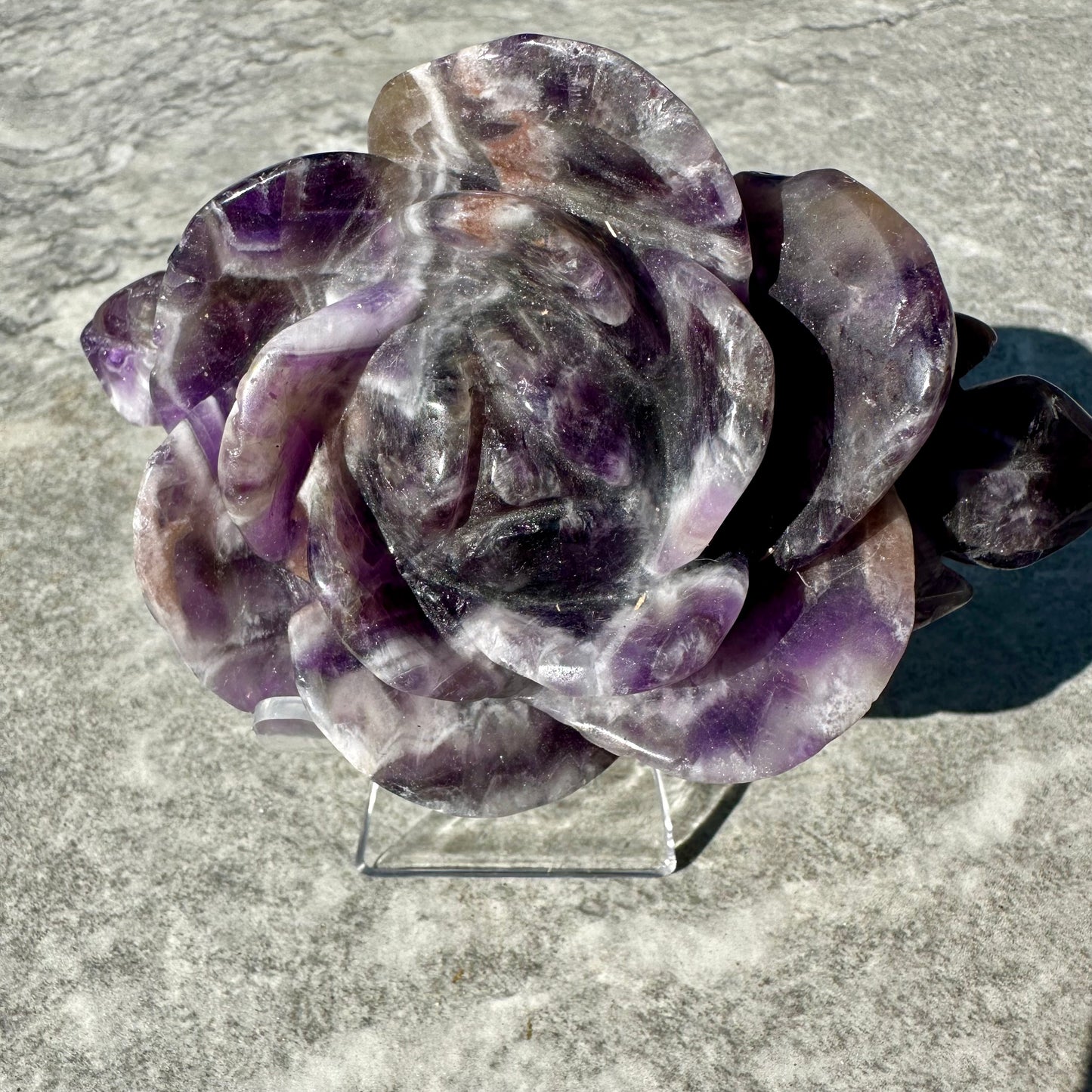Dream Amethyst Flower Carving
