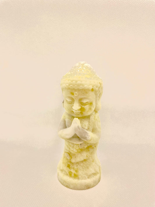 Praying Buddha - Lemon Jade - Carving