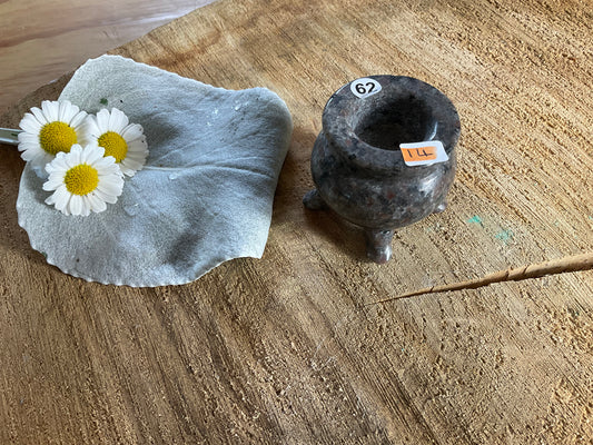 Uoperlite Cauldron (5cm)