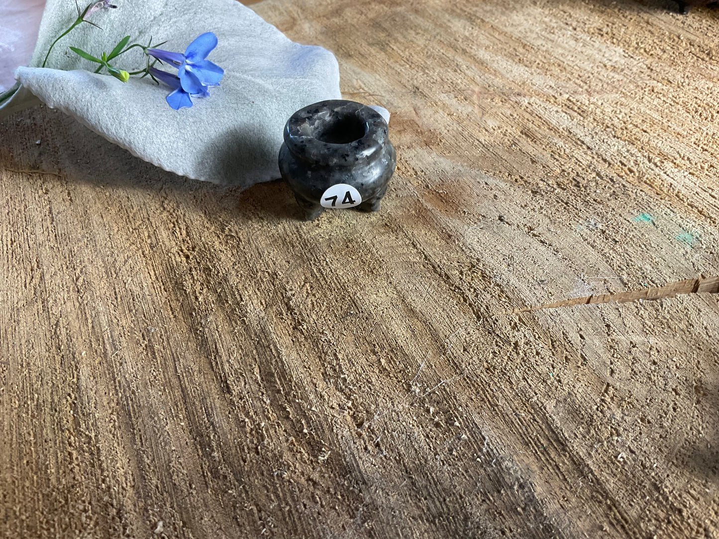  Cauldron Carvings (1.5cm)