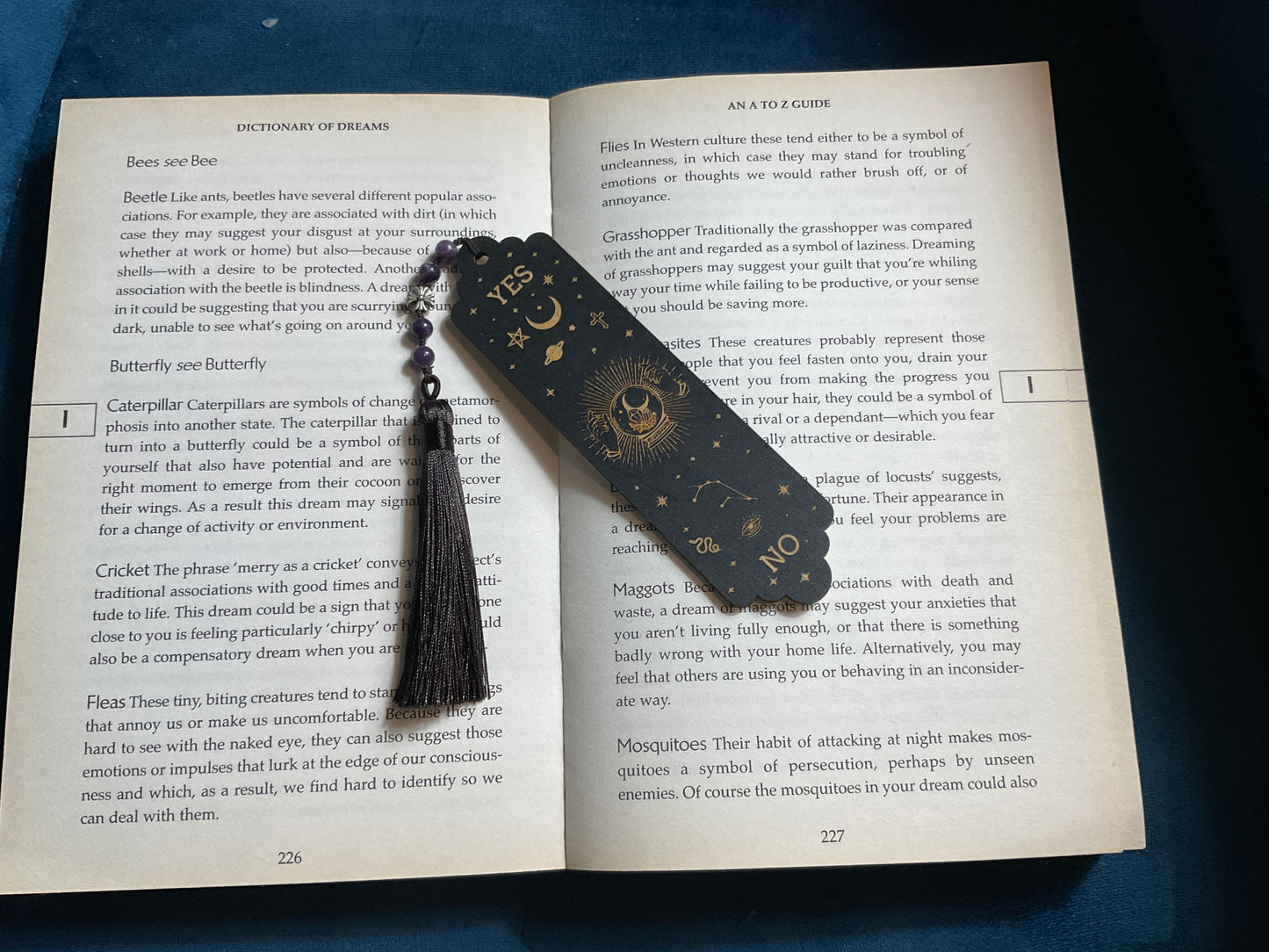 Yes & No Crystal Ball Black Wooden Black Mark