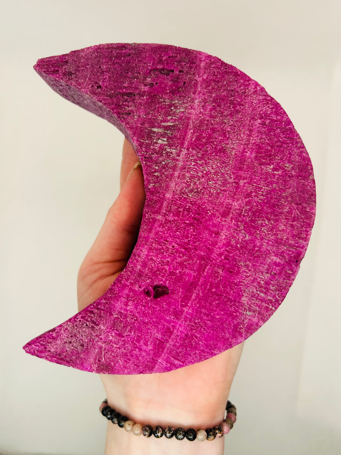 Honey Comb Ruby Moon