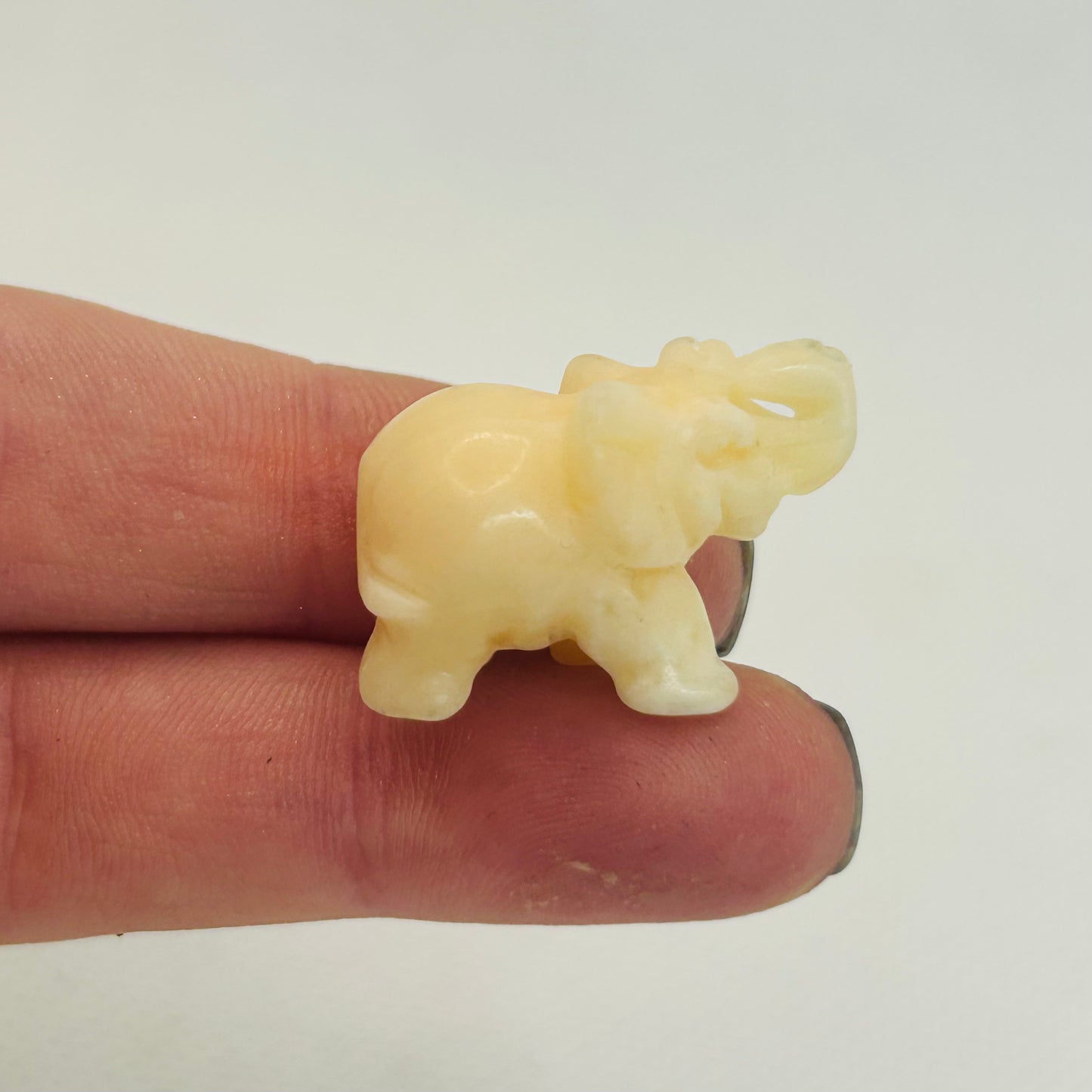 Mini Crystal Elephant Carving