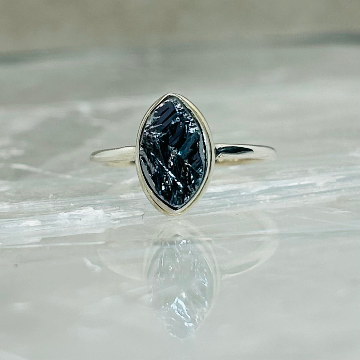925 Hematite Size R