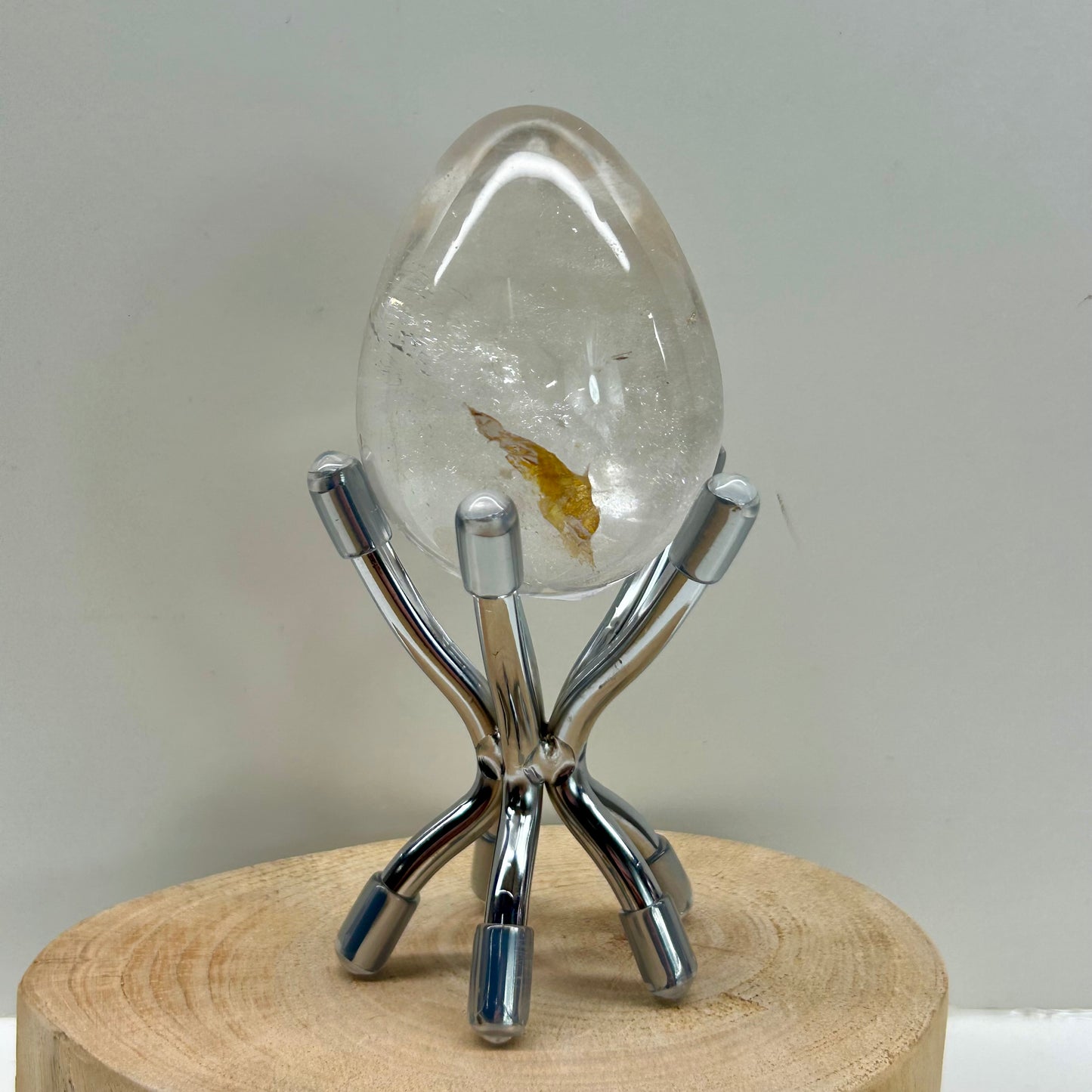 Clear Quartzs Eggs On Stand