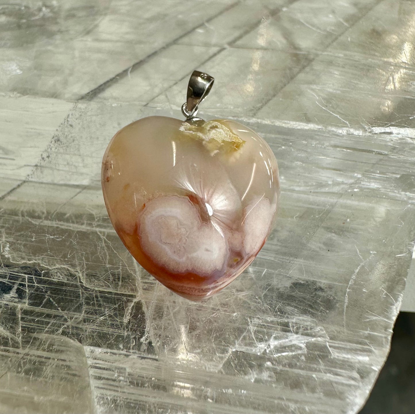 Flower Agate Heart Pendants