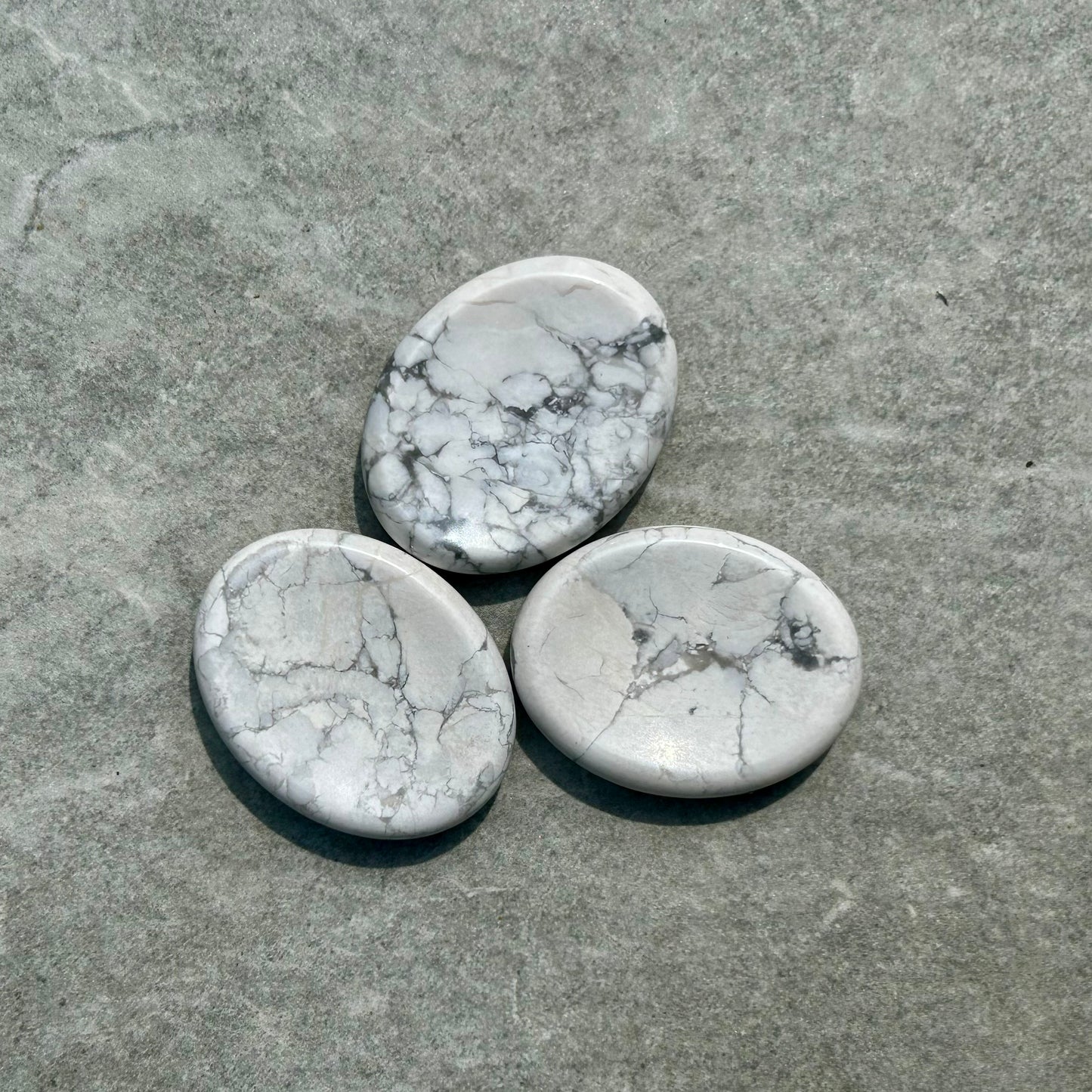 Howlite Oval Worry Stone