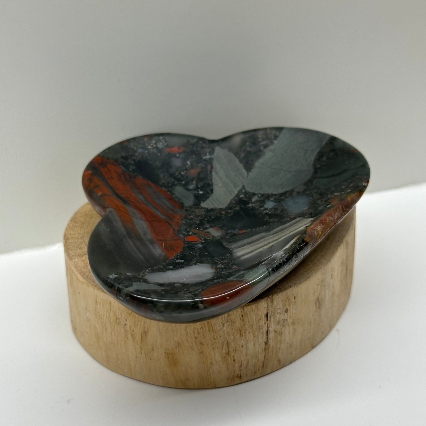 Blood Stone Medium Cloud Bowl (10.5cm)