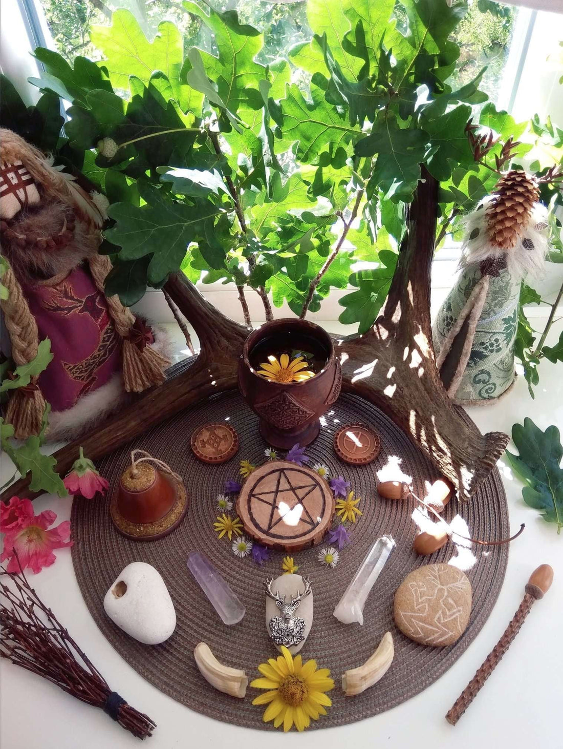 🌞 Embrace the Sun: How to Create a Powerful Summer Altar 🌻