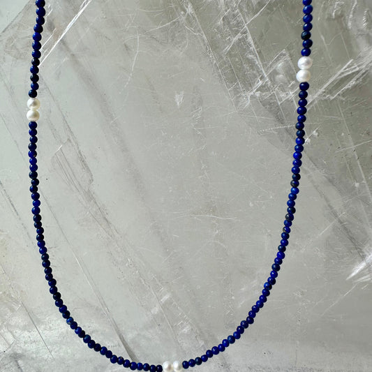 Sodalite And Perl Bedded Necklace
