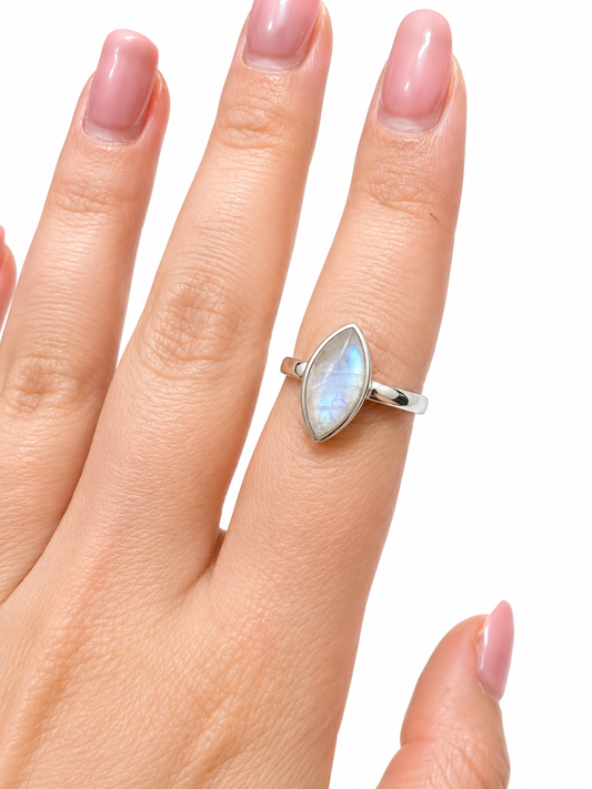 Moonstone 925 Sterling Silver Ring