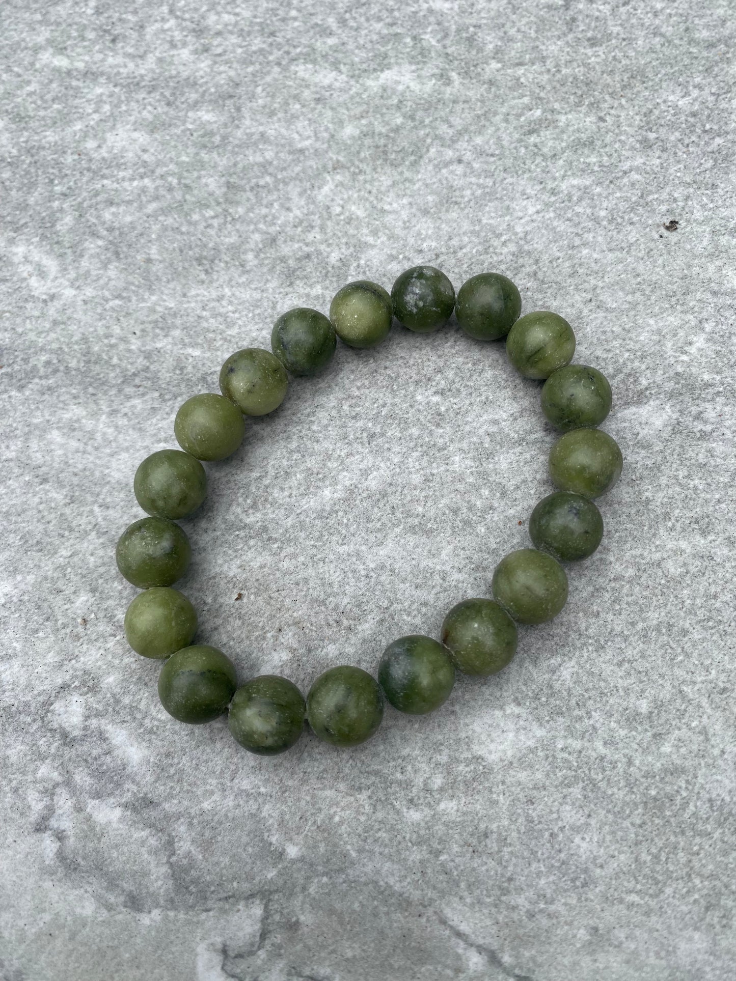 Nifty Jade Bracelet 10mm