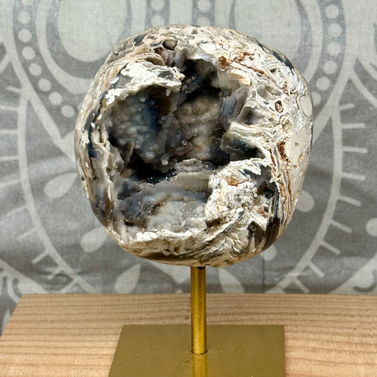 Agate Cave On Stand