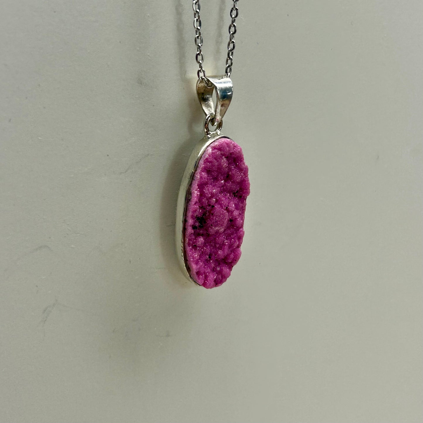 Colbolt Calcite Necklace