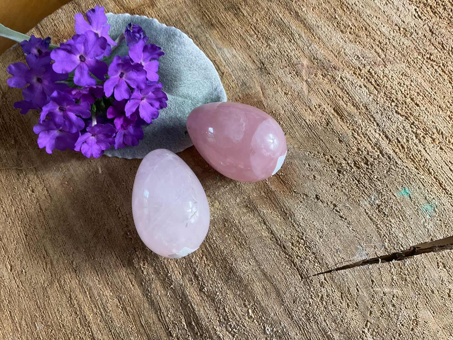 Rose Quartz Egg (4cm)