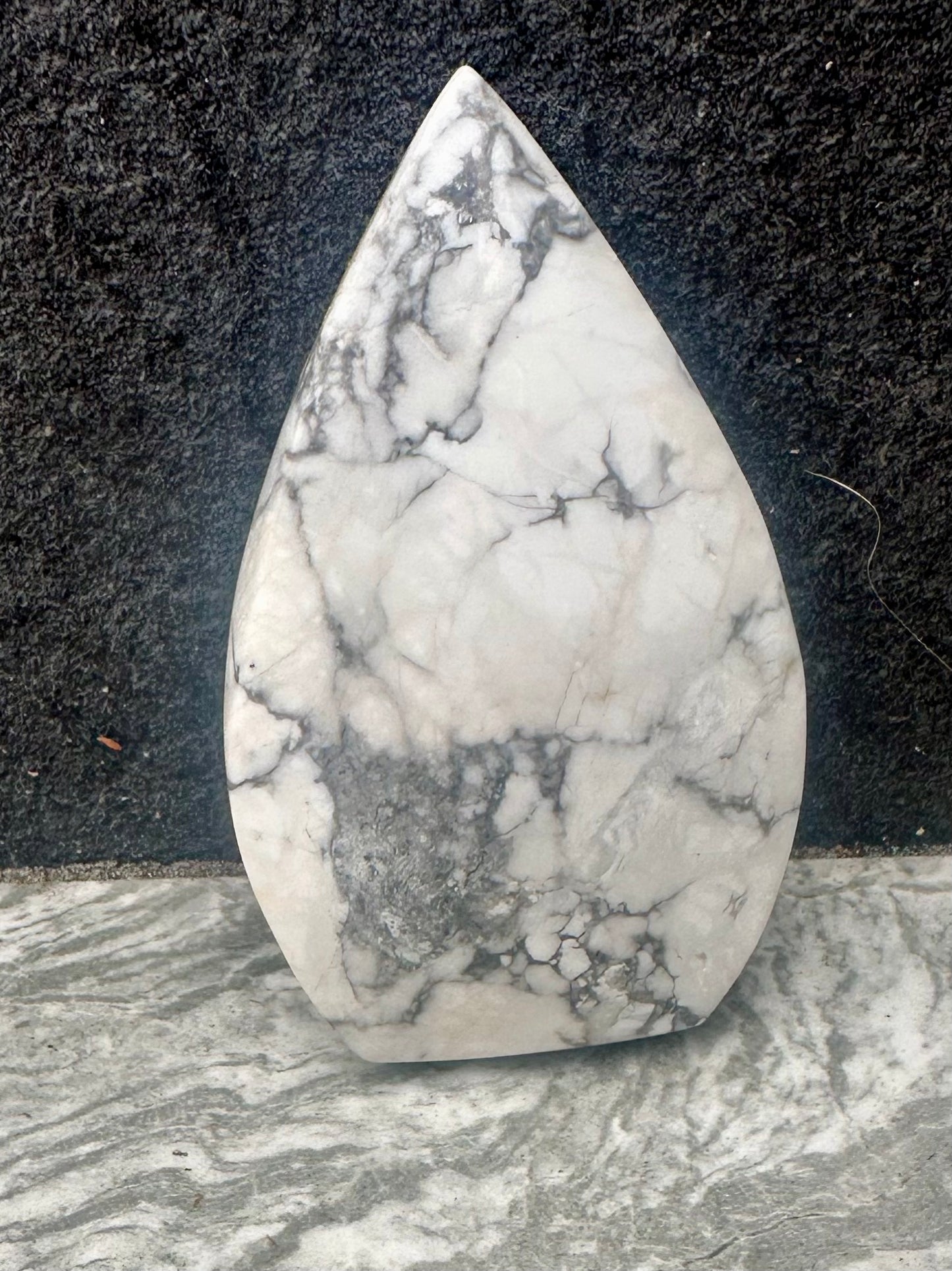 Howlite Flames