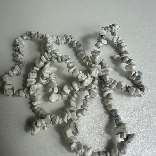Howlite Chipped Bracelets