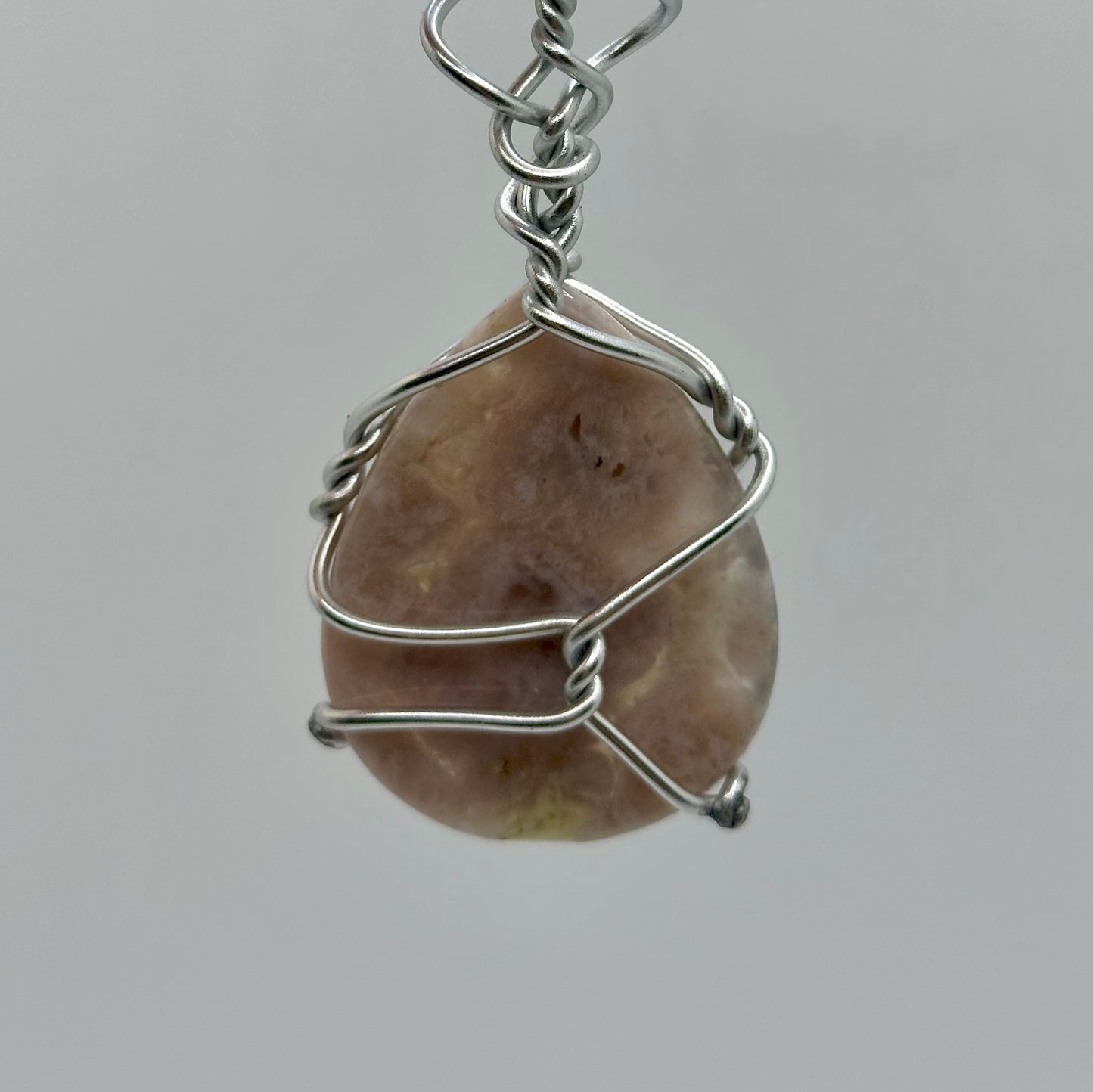 Lee’s Makes Flower Agate Pendant