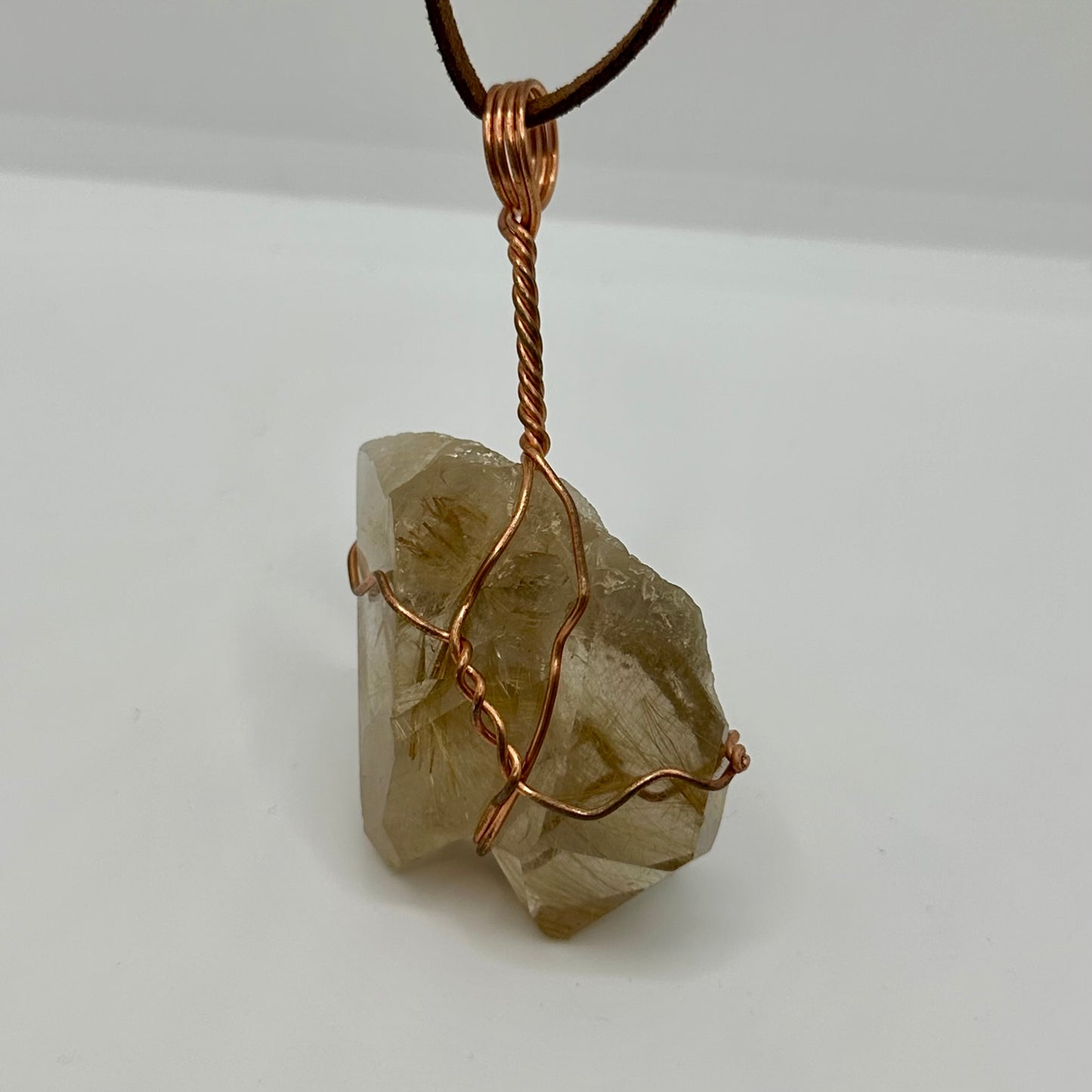 Lee’s Makes Golden Rutile Pendant