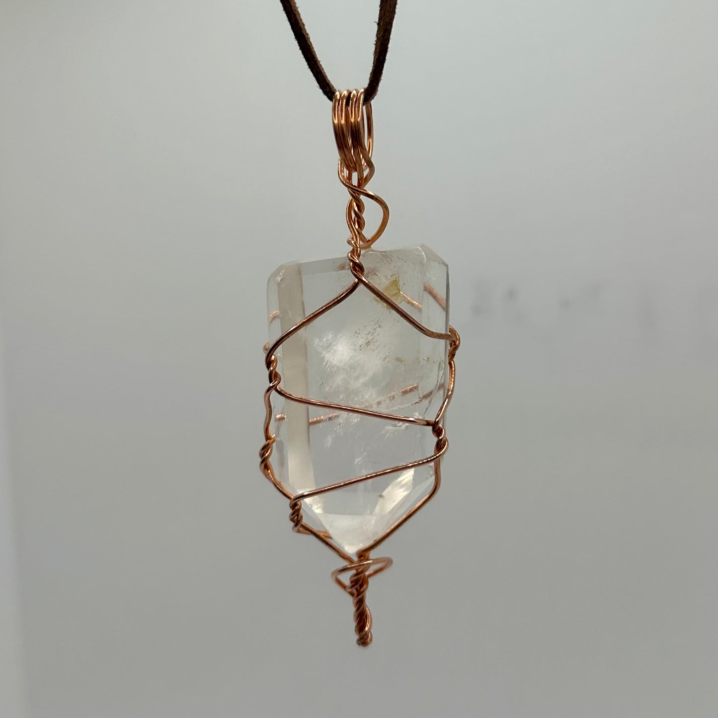 Lee’s Makes Quartz Pendant