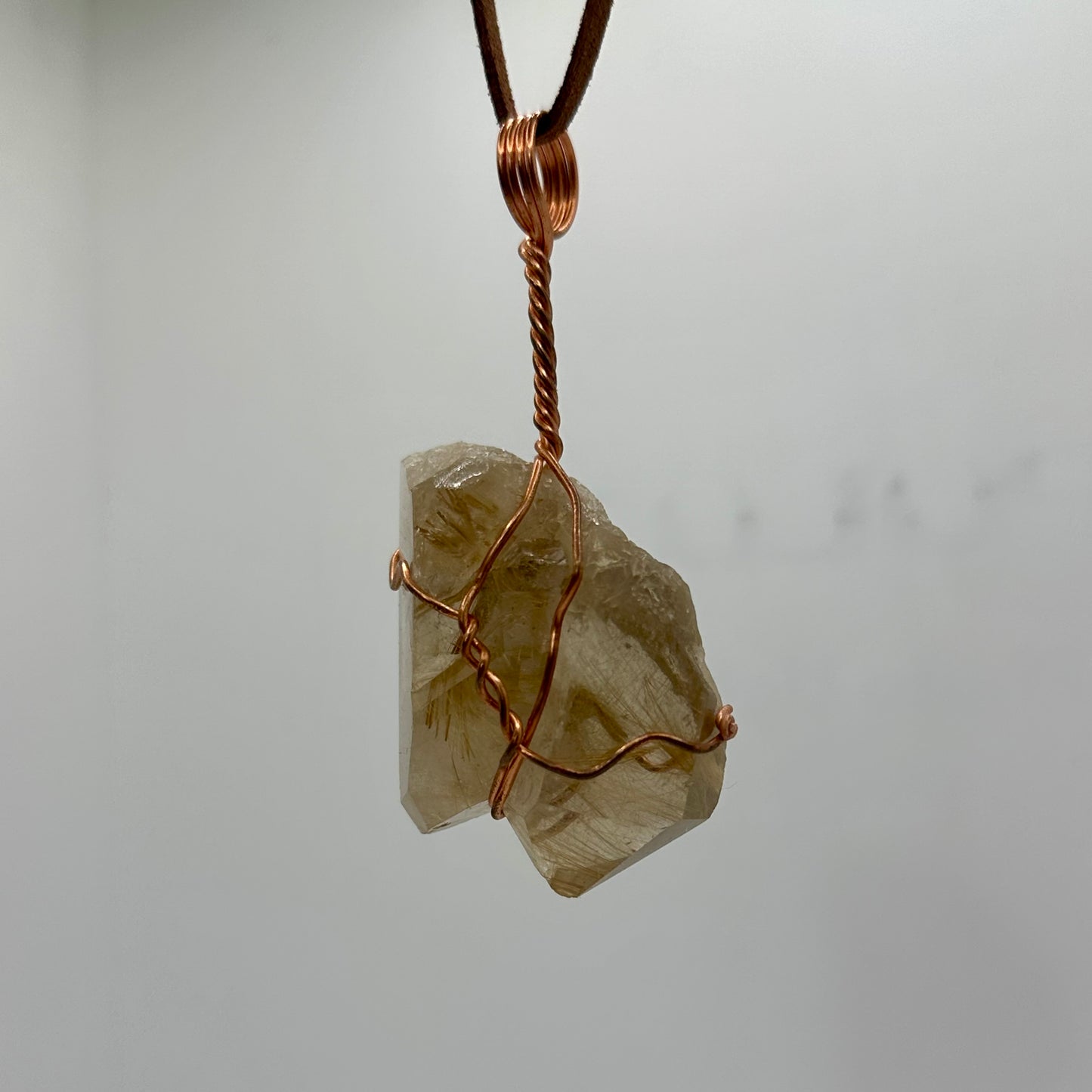 Lee’s Makes Golden Rutile Pendant