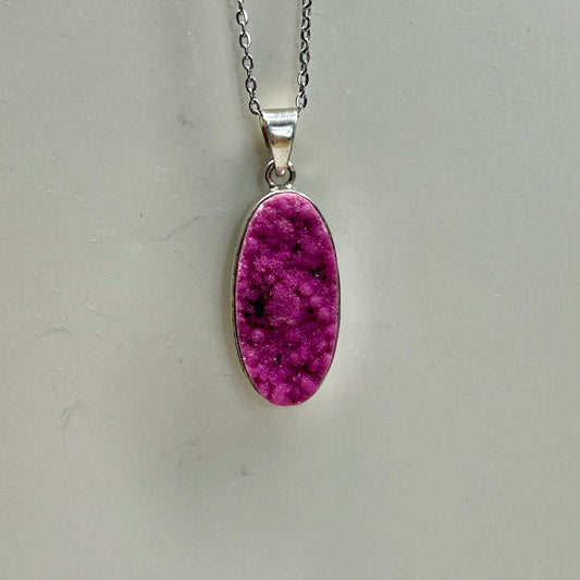 Colbolt Calcite Necklace