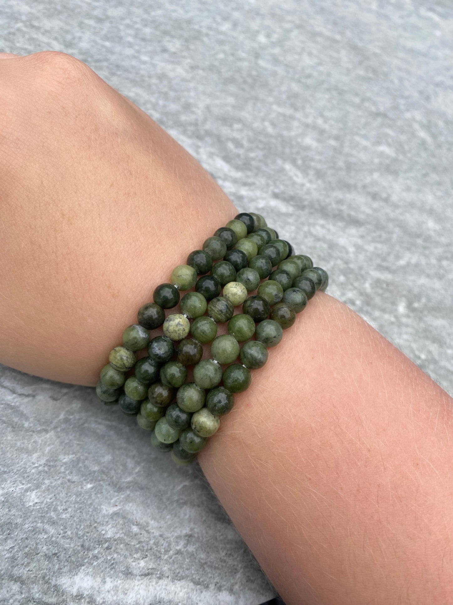 Nifty Jade Bracelets 6mm