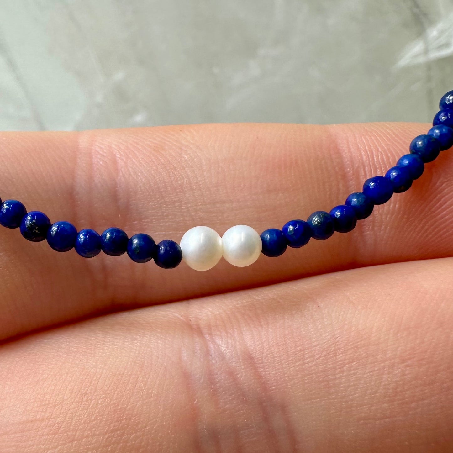 Sodalite And Perl Bedded Necklace