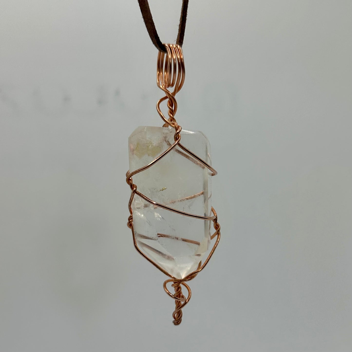 Lee’s Makes Quartz Pendant