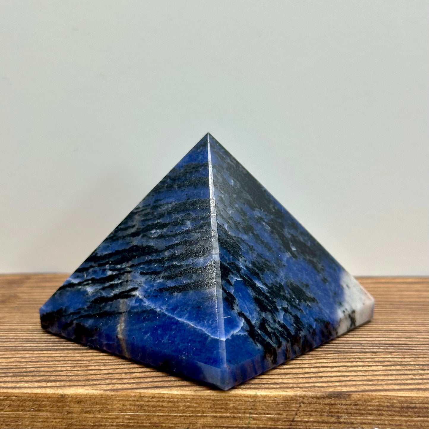Sodalite Pyramid