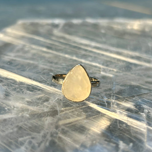 925 Libyan Desert Glass Ring Size P