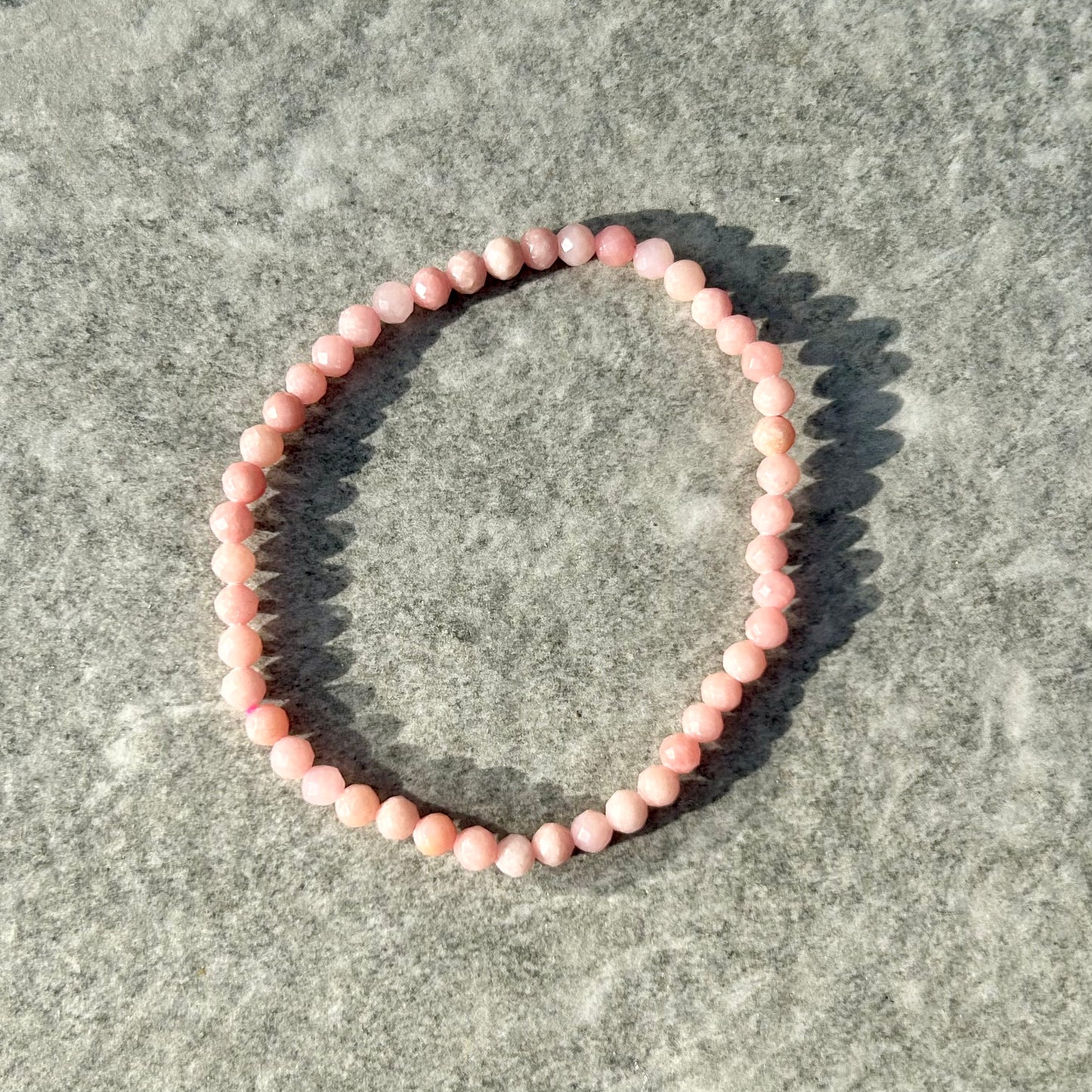 Faceted Cut Quince Shell Bracelet 4mm