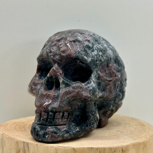 Garnet Skull Carving