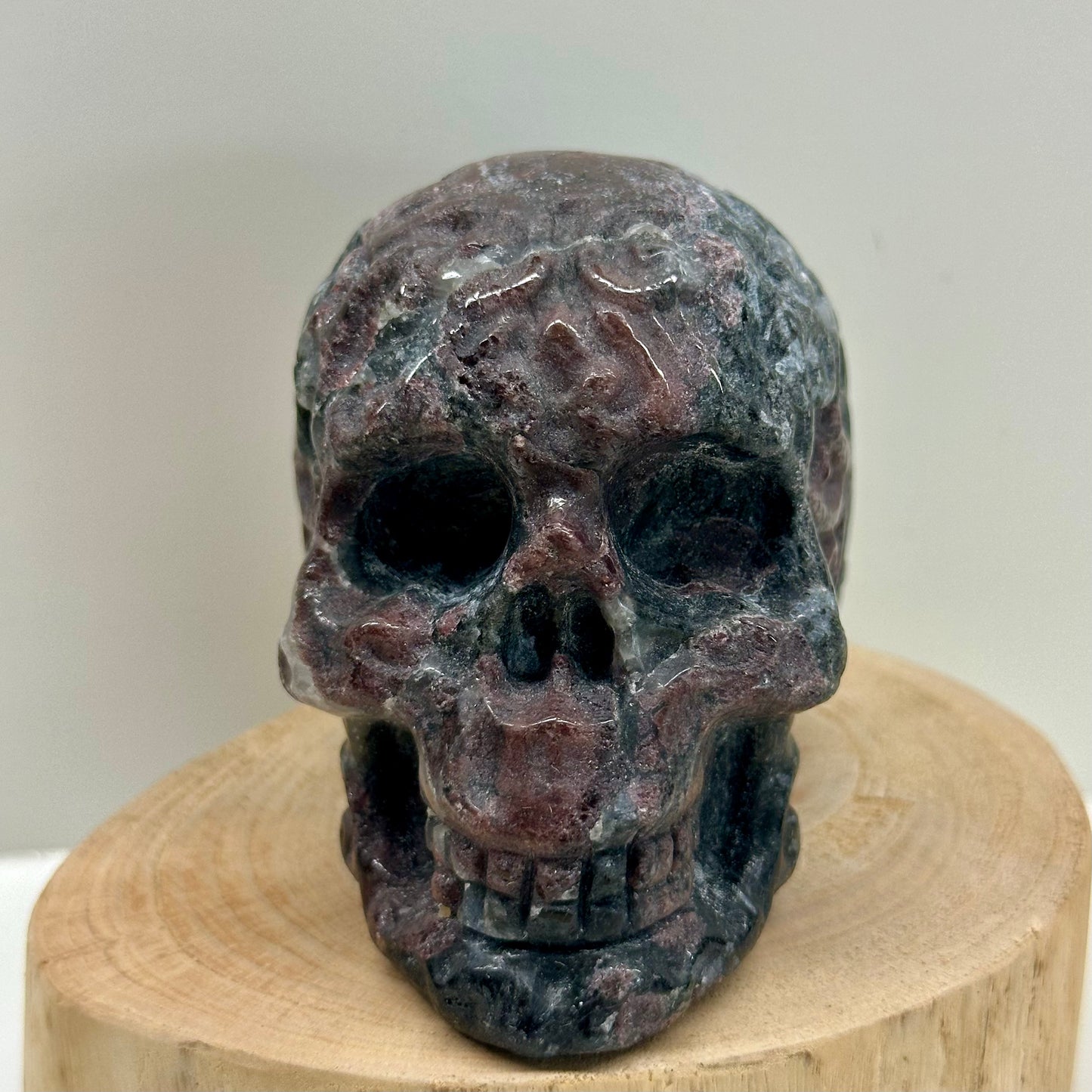Garnet Skull Carving