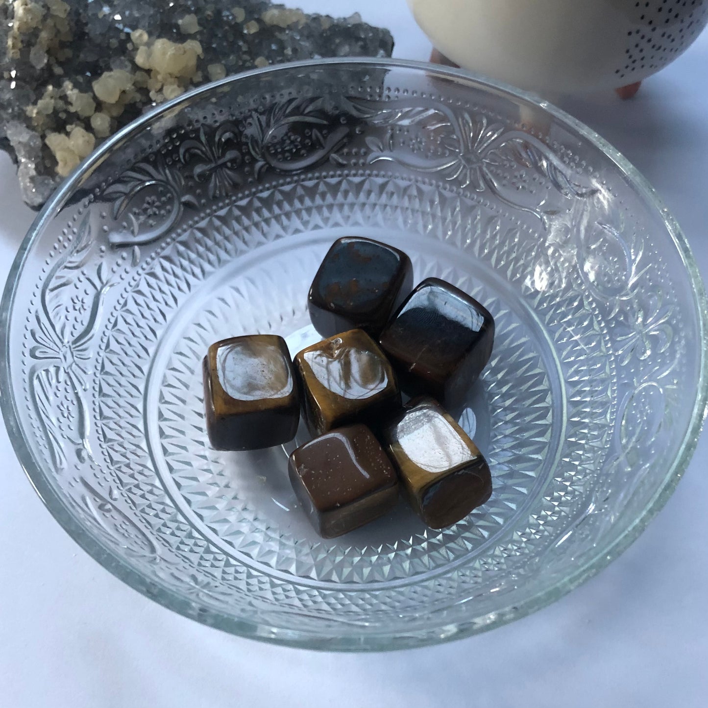 Tigers Eye Cubes