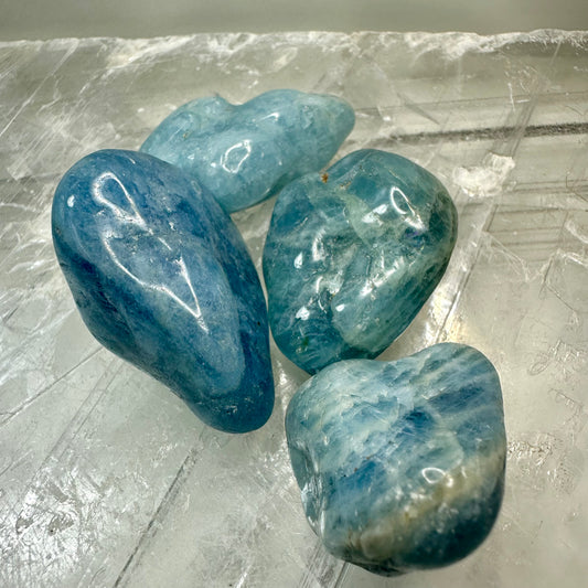 Aquamarine Tumbles