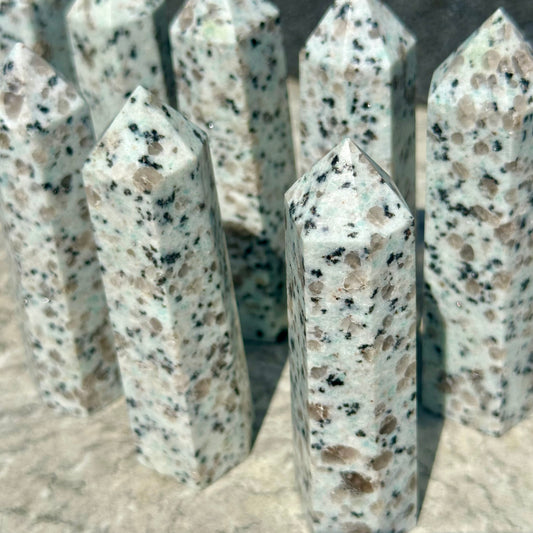 Kiwi Jasper Towers