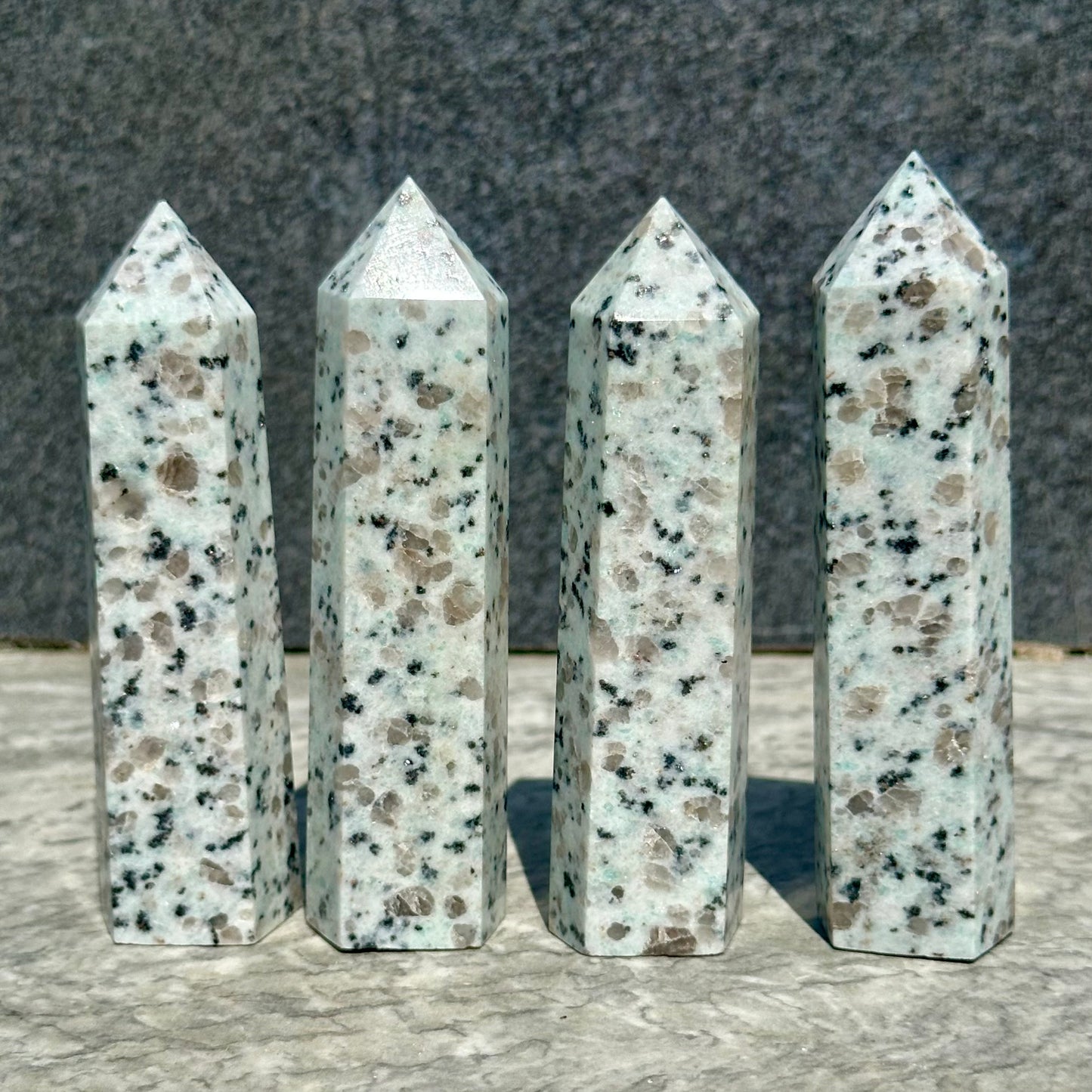 Kiwi Jasper Towers