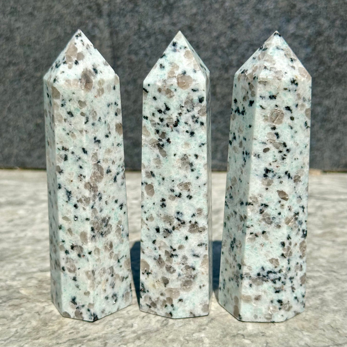 Kiwi Jasper Towers