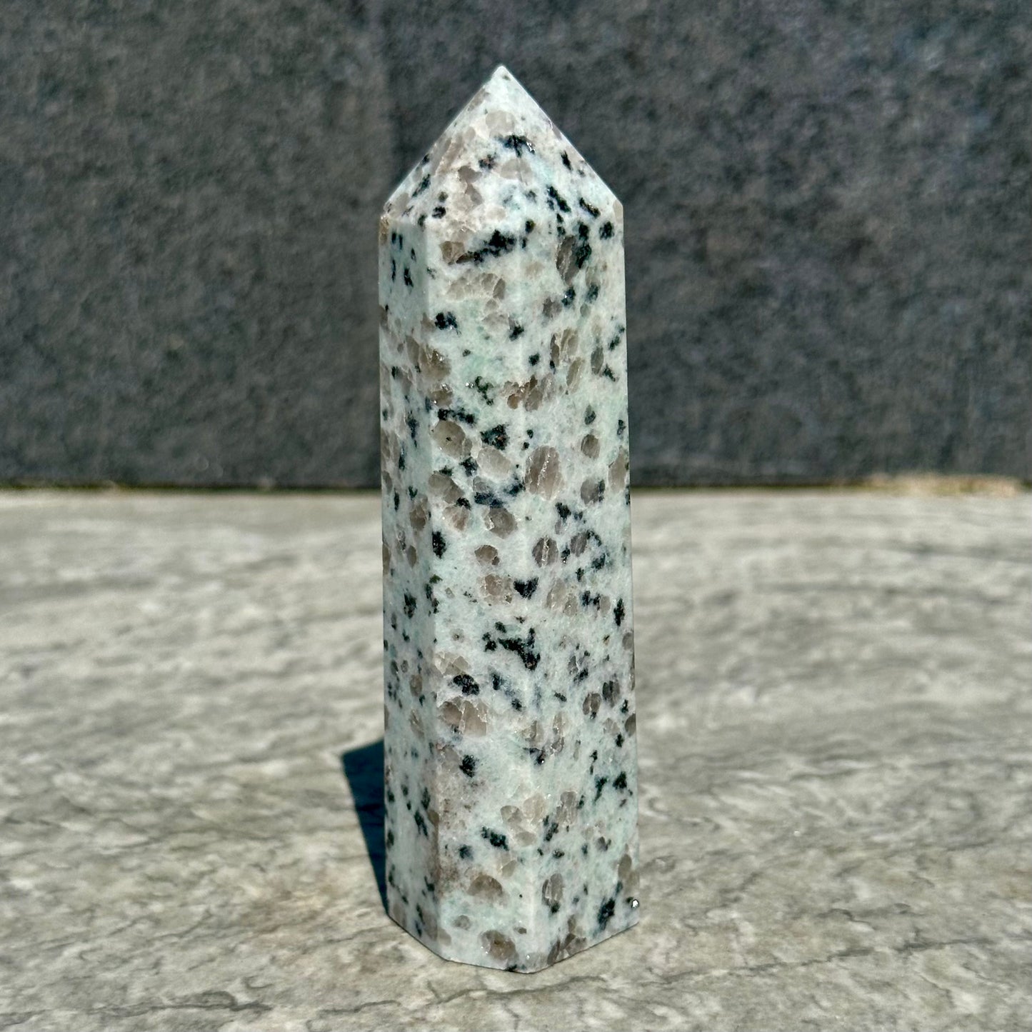 Kiwi Jasper Towers