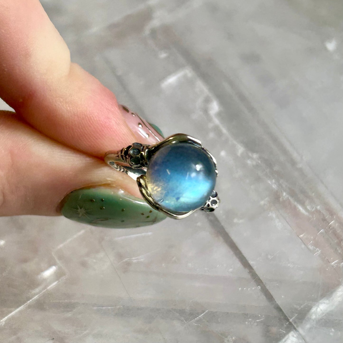 925 Silver Adjustable Hand's Holding Sphere Ring