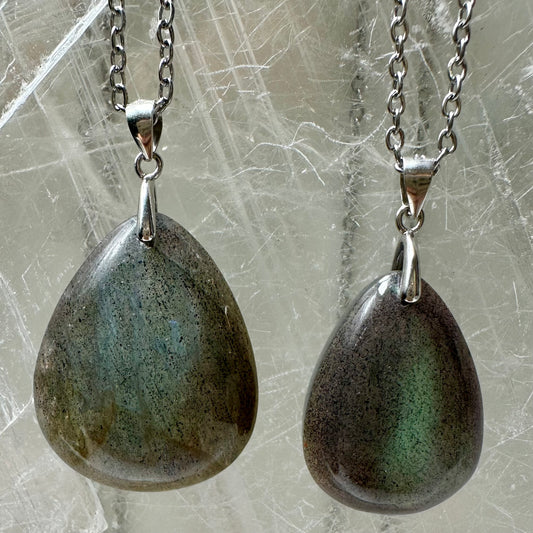 925 Labradorite Tear Duct Pendants 3cm