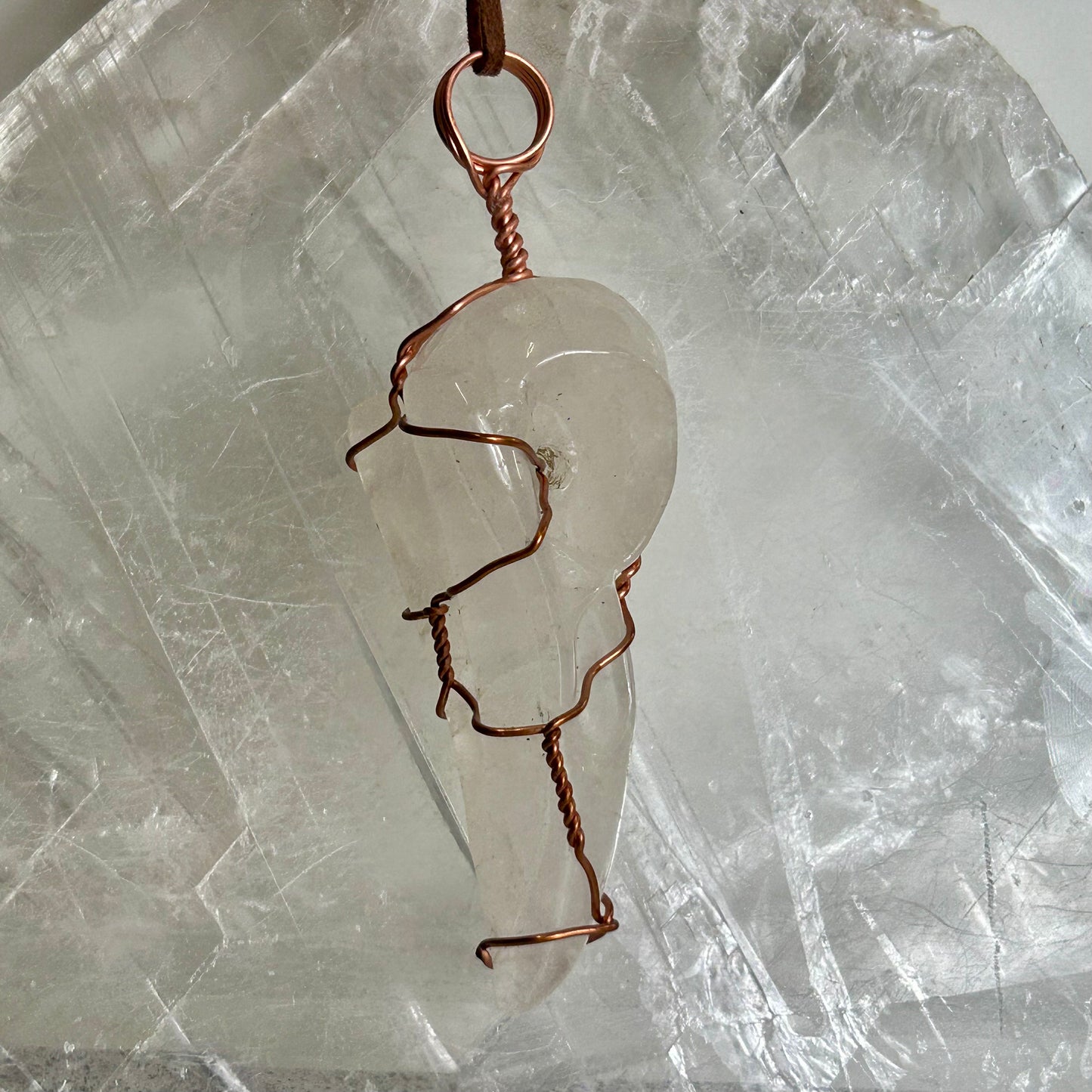 Lee's Makes - Quartz Raven Head Pendant