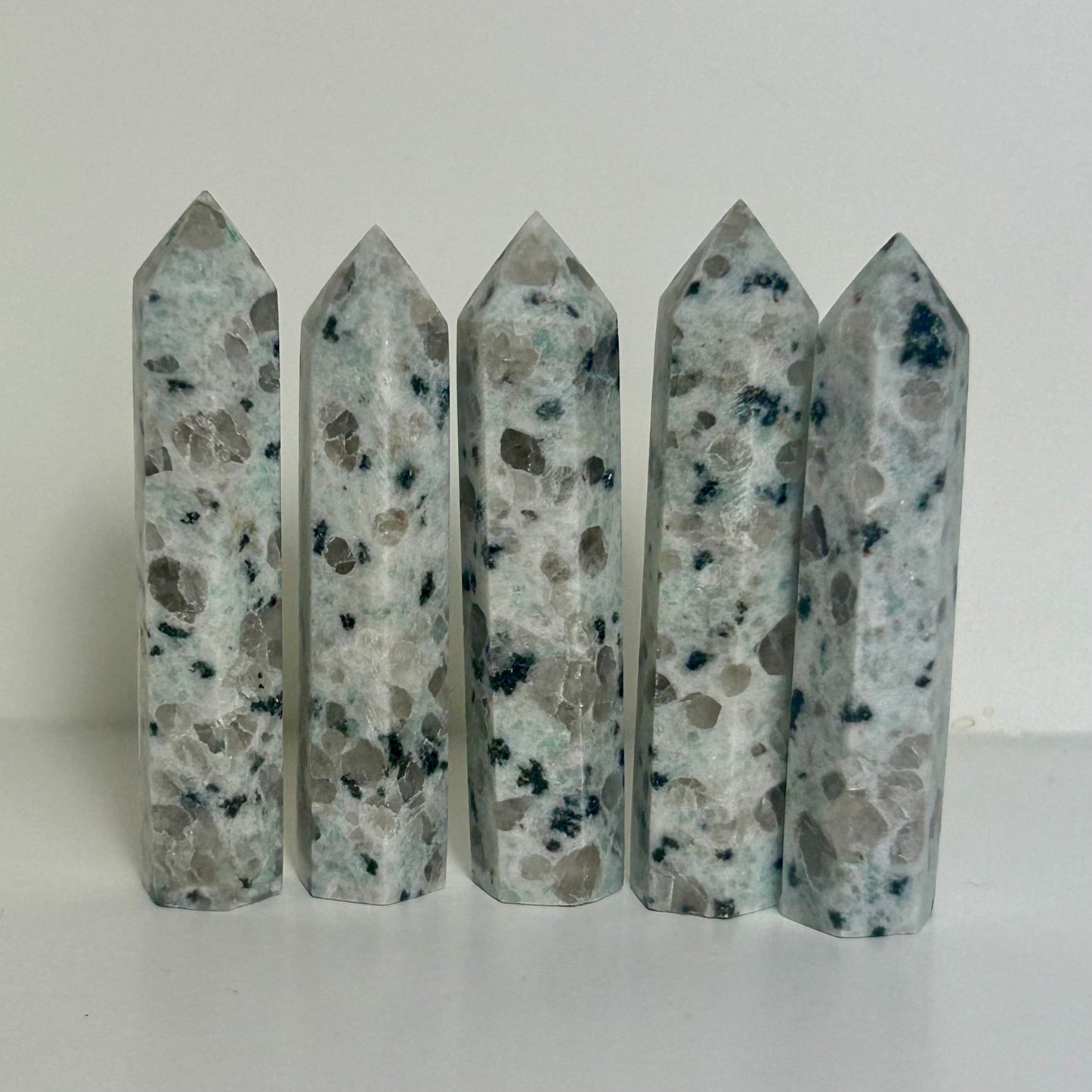 Mini Kiwi Jasper Tower